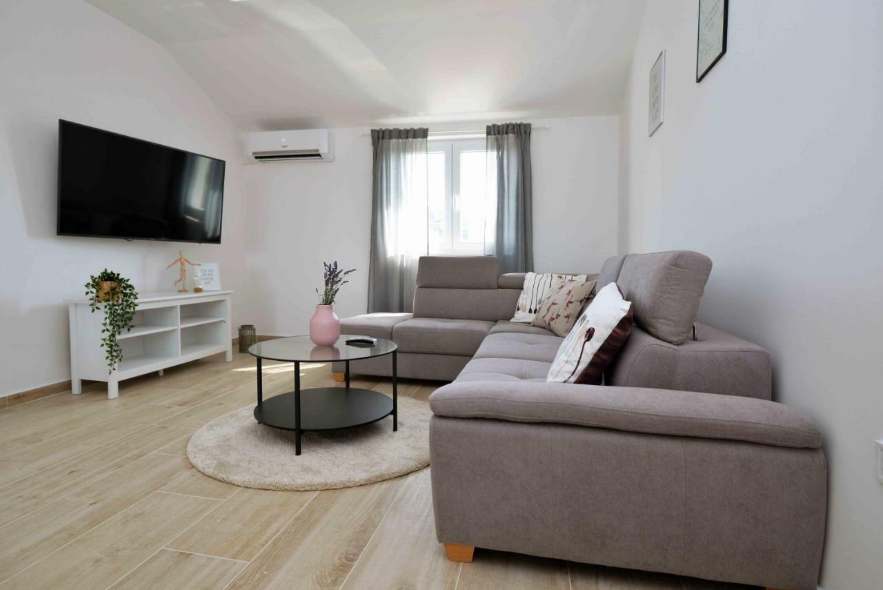 Apartments Enida Betina  Ngoại thất bức ảnh